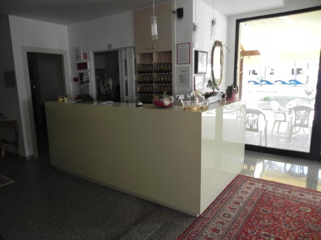 Stella Maris Hotel Cervia Exterior photo